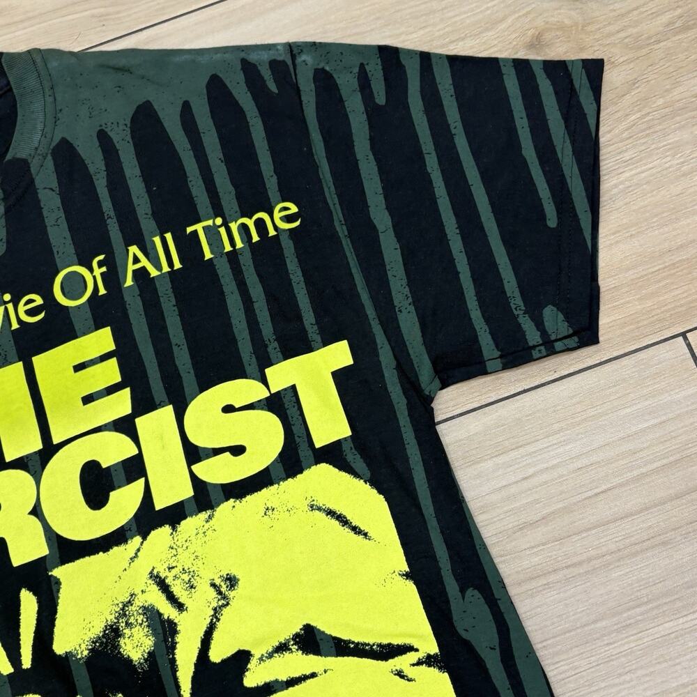 The Exorcist 1973 Hot Topic Men’s Medium Graphic T Shirt Horror Movie Classic - Picture 4 of 14
